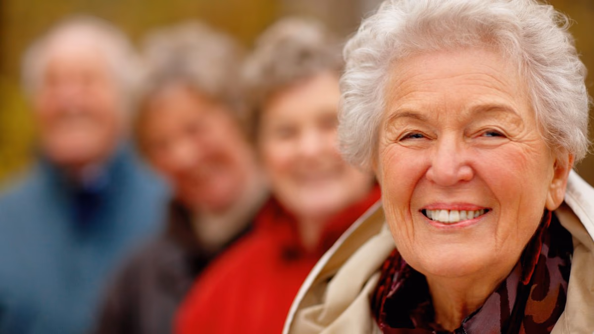 Chile lanza el Fondo Nacional del Adulto Mayor 2025 para potenciar la autonomía y participación de personas mayores