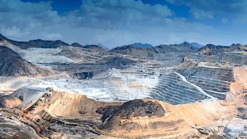 Chinalco invierte US$ 35 millones en nuevo circuito de chancado en Toromocho
