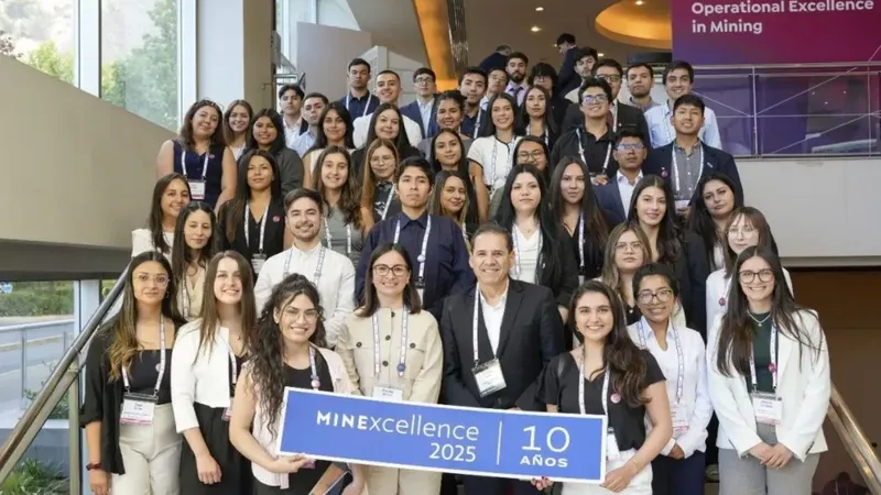CMP destaca por su liderazgo técnico y formativo con siete exposiciones y nueve becas para estudiantes