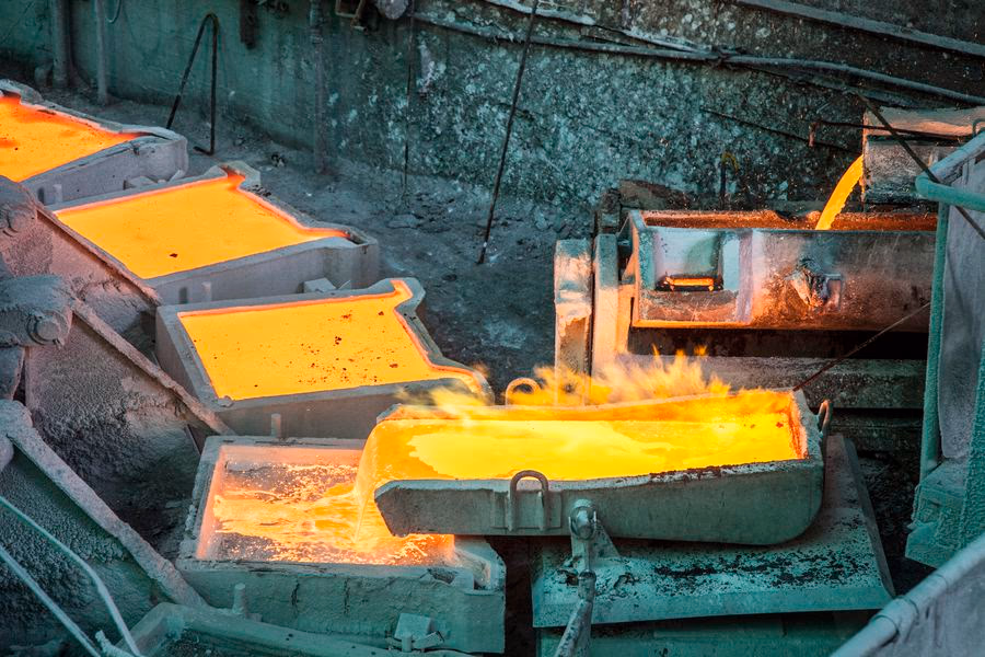 Cobre cae y corta racha de cuatro jornadas consecutivas de alzas: Queda cerca de perder el nivel de los US$4,2 la libra