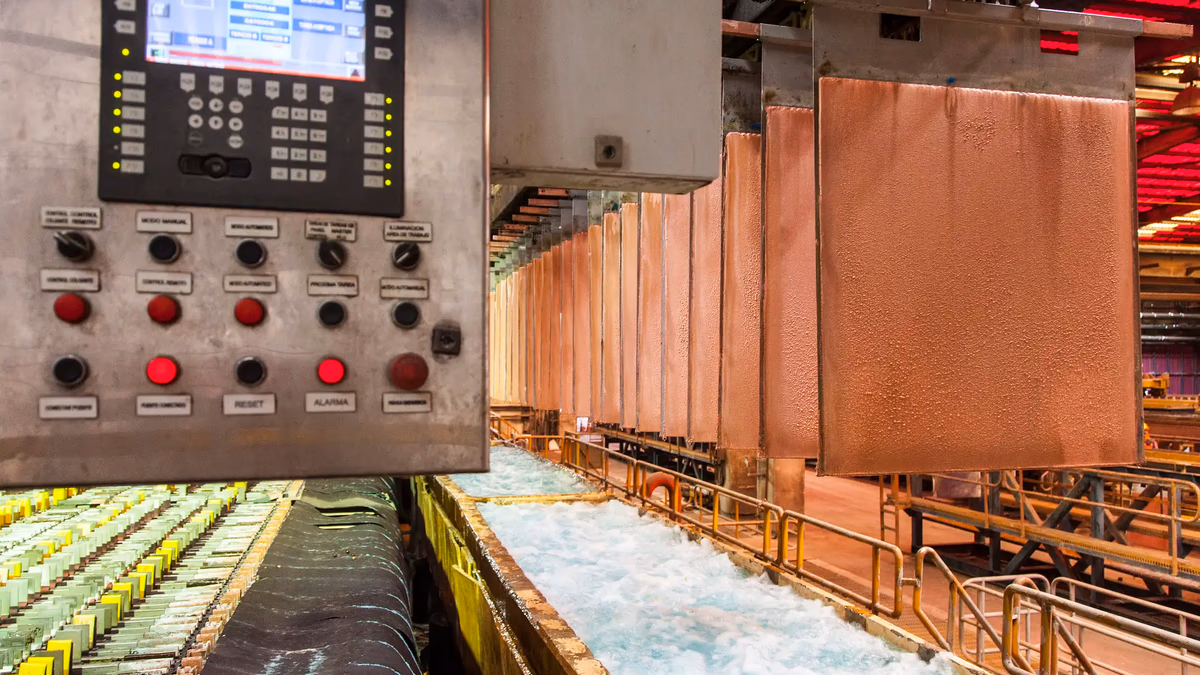 CODELCO produce 1,35 millones de toneladas de cobre fino en 2025 con costos al alza