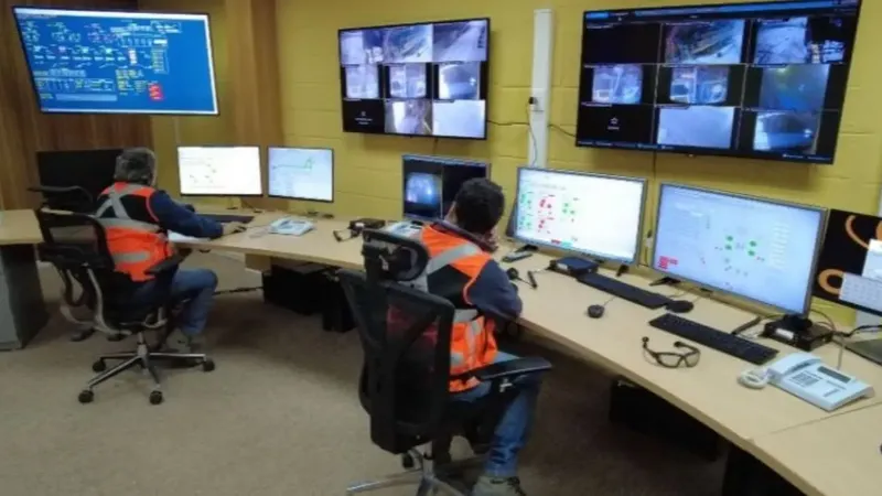 Codelco Salvador: 6 profesionales certifican control avanzado del “cerebro” de plantas concentradoras