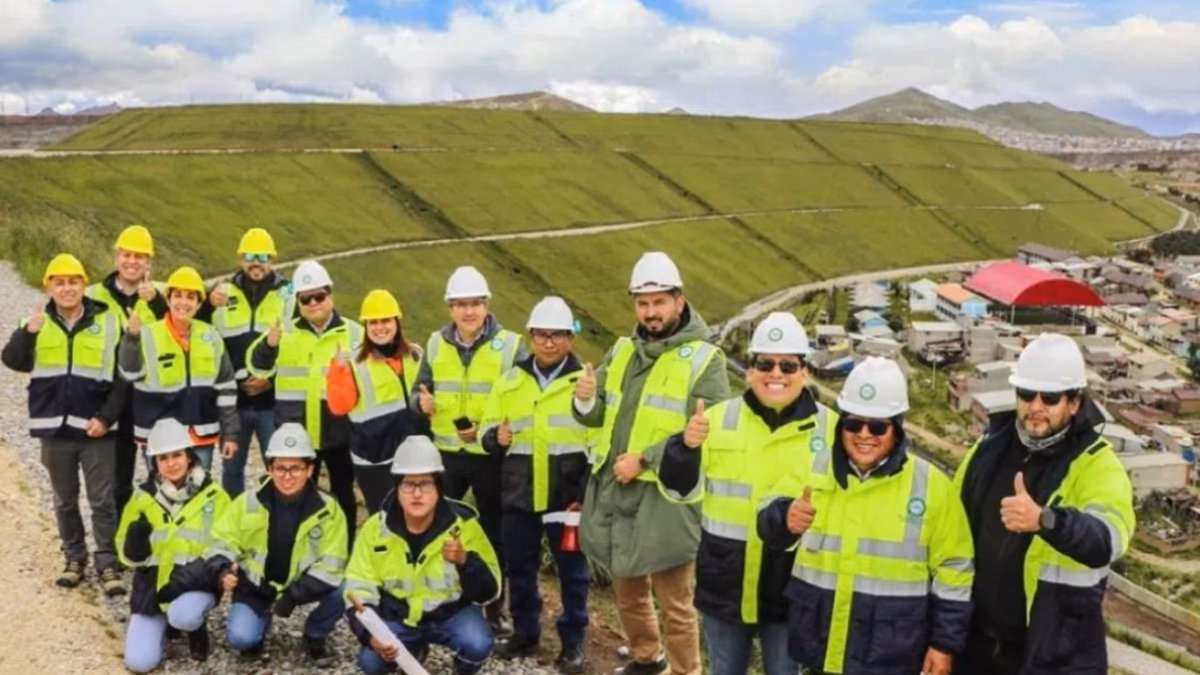 Codelco y AMSAC fortalecen pacto ambiental en visita técnica a Perú.