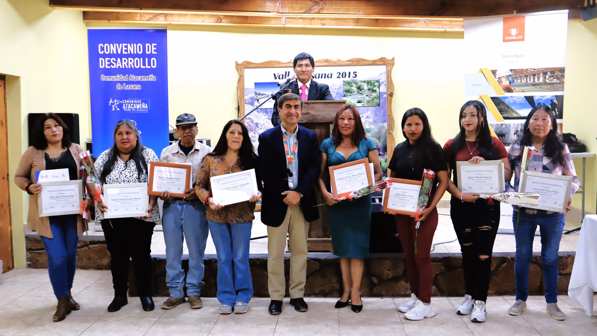 Codelco y Comunidad de Lasana inauguraron nueva infraestructura de salud y certificaron nivelación de estudios de habitantes de la localidad