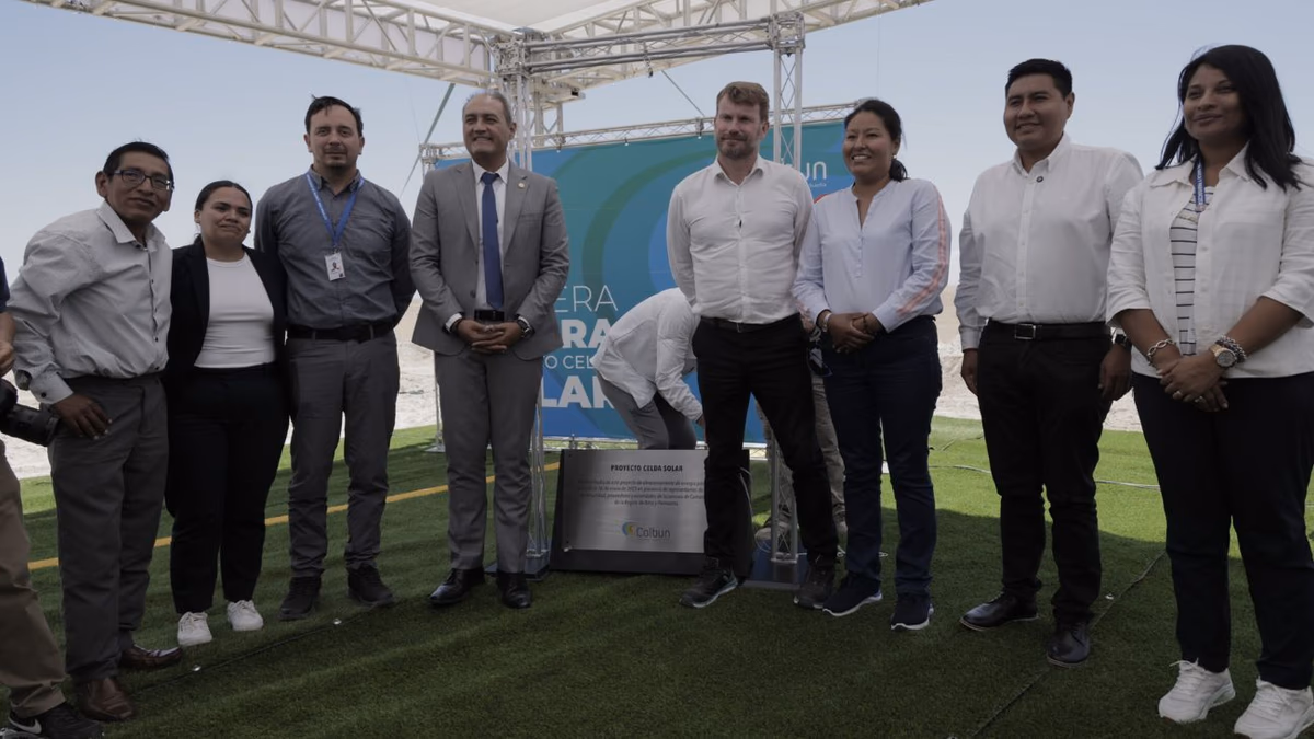 Colbún lanza megaproyecto Celda Solar en Chile: 228 MW en almacenamiento energético con tecnología Tesla para 2026
