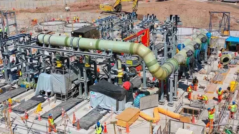 Collahuasi avanza en proyecto para llevar agua desalada desde Patache a su operación en Tarapacá