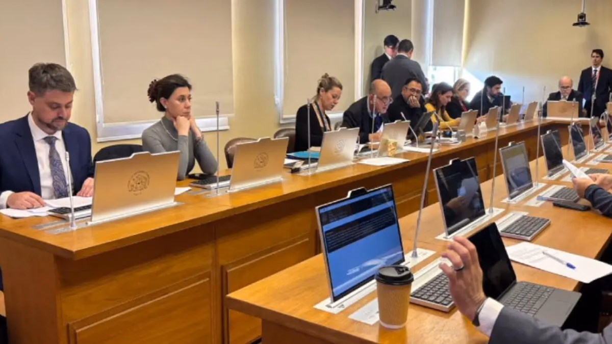 Comisión de Economía rechaza proyectos que buscaban eliminar la UF