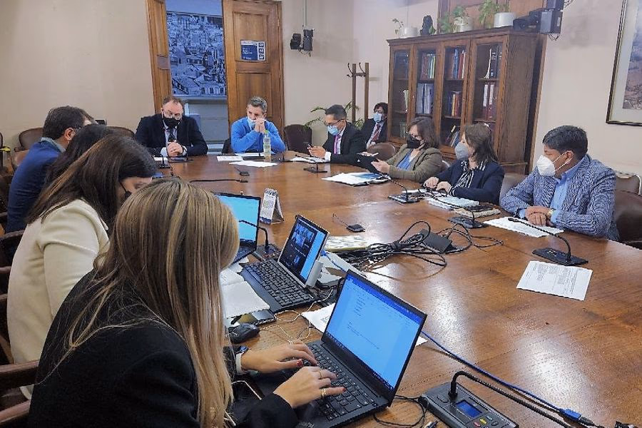 Comisión de Minería aprueba en general proyecto que permitirá a Codelco fundir en instalaciones distintas a Ventanas