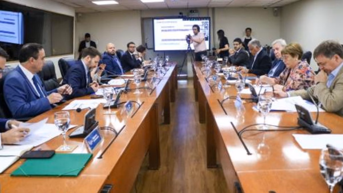 Comité Estratégico de Hidrógeno Verde se reunió para conocer avances del Plan de Acción y próximos hitos para el desarrollo de la industria