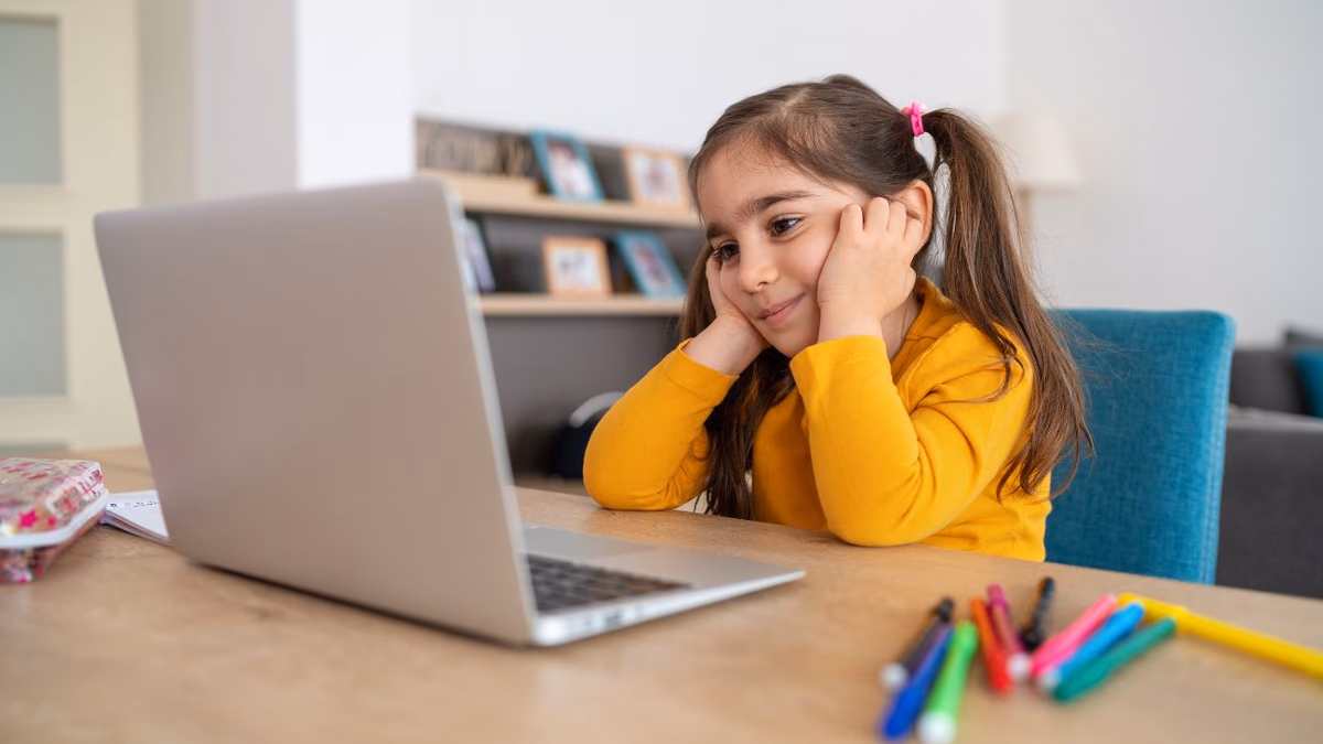 ¿Cómo Obtener un Computador Gratis para Tu Hijo a través de Becas TIC?