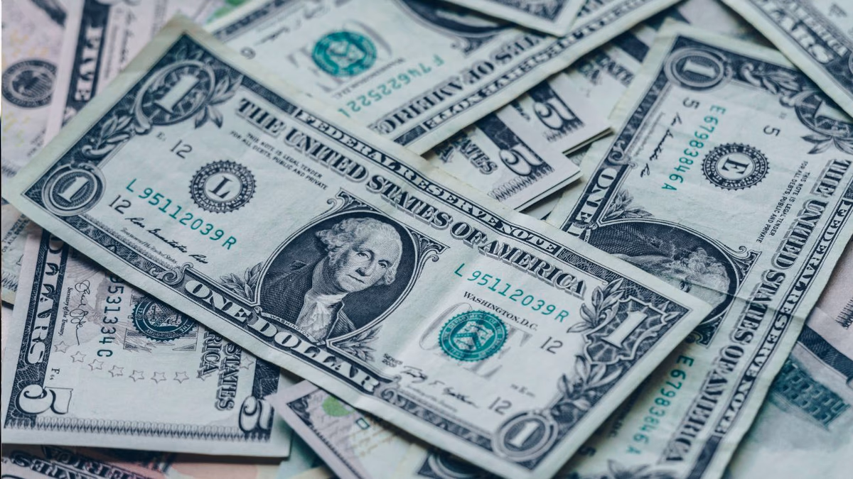 China aumenta oro: efecto sobre dólar, inflación y commodities