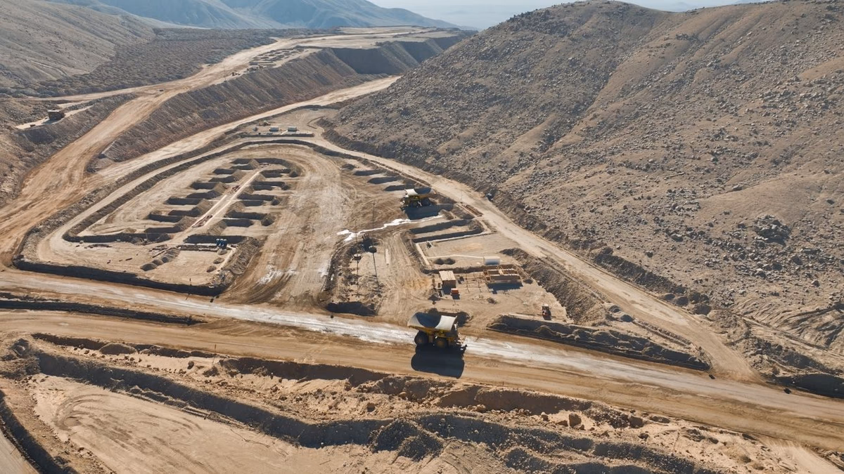 Compañía Minera Lomas Bayas lidera la revolución de la Minería 4.0