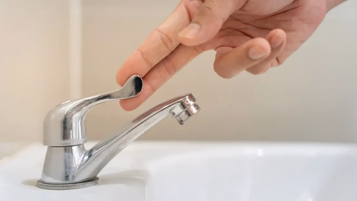 Corte de agua programado afectará seis comunas de Santiago este jueves