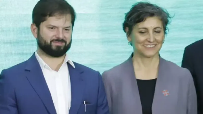 Corte de Santiago declara admisible querella contra Boric y Aguilera y Fiscalía deberá investigar cirugía exprés