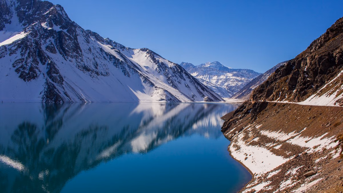 ¿Cuánto sale viajar de Santiago al Cajón del Maipo? Conoce los costos del peaje, bencina y tiempo del trayecto