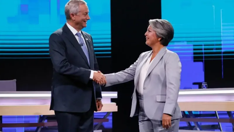 Debate por planta de hidrógeno verde cerca de Paranal tensiona campaña presidencial