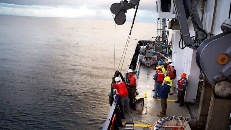 Deep Sea Rare Minerals solicita licencias para exploración de minerales submarinos en aguas de jurisdicción estadounidense
