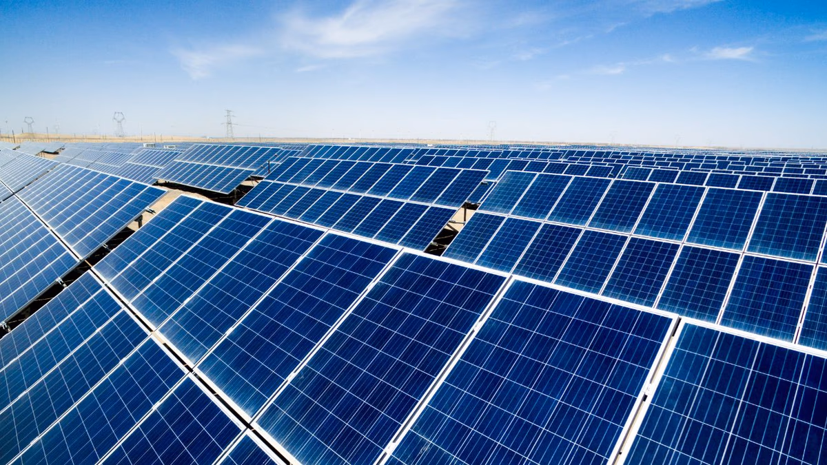 Denerg lidera la revolución de energía solar en Chile con enfoque en Asset Management y desarrollo sostenible