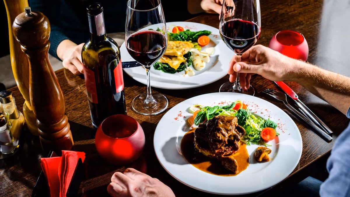 Descuentos de 50% en restaurantes: Revisa las promociones de los últimos días de noviembre con BancoEstado