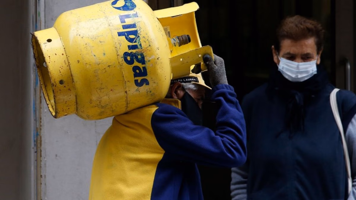 Descuentos en gas: rebajas en cilindros y balones en Chile.