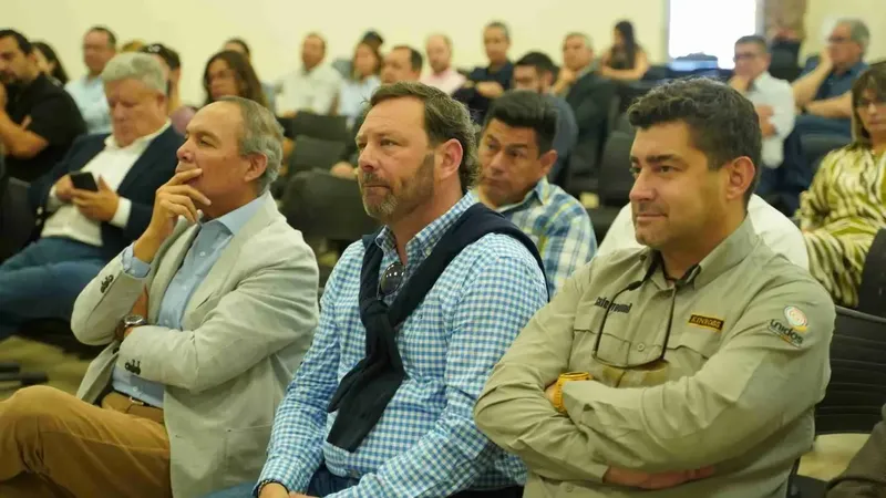Diálogos Copiapó cierra su ciclo 2025 poniendo el foco en habilidades laborales y transformación digital