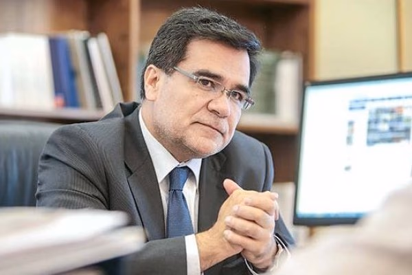 Director del SII asegura que la venta de Dominga “cumplió con la normativa vigente” en el año 2010