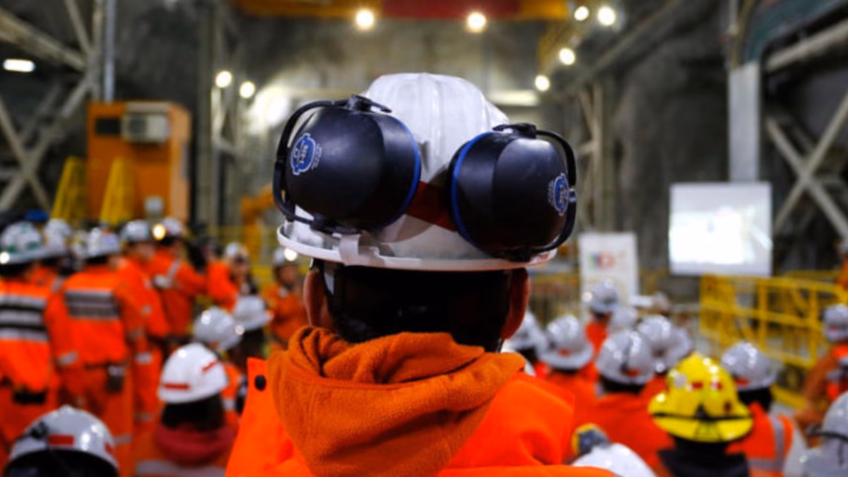 Diversas oportunidades laborales en la minería