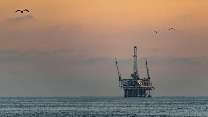 EAU deja la OPEP desde el 1 de mayo: el giro que abre una grieta petrolera tras Ormuz