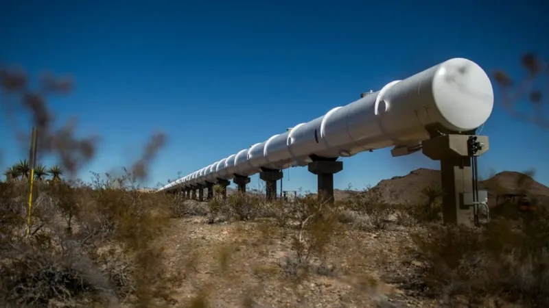 EE. UU. da el primer paso hacia el transporte supersónico con energía limpia: inicia prueba del sistema Hyperloop