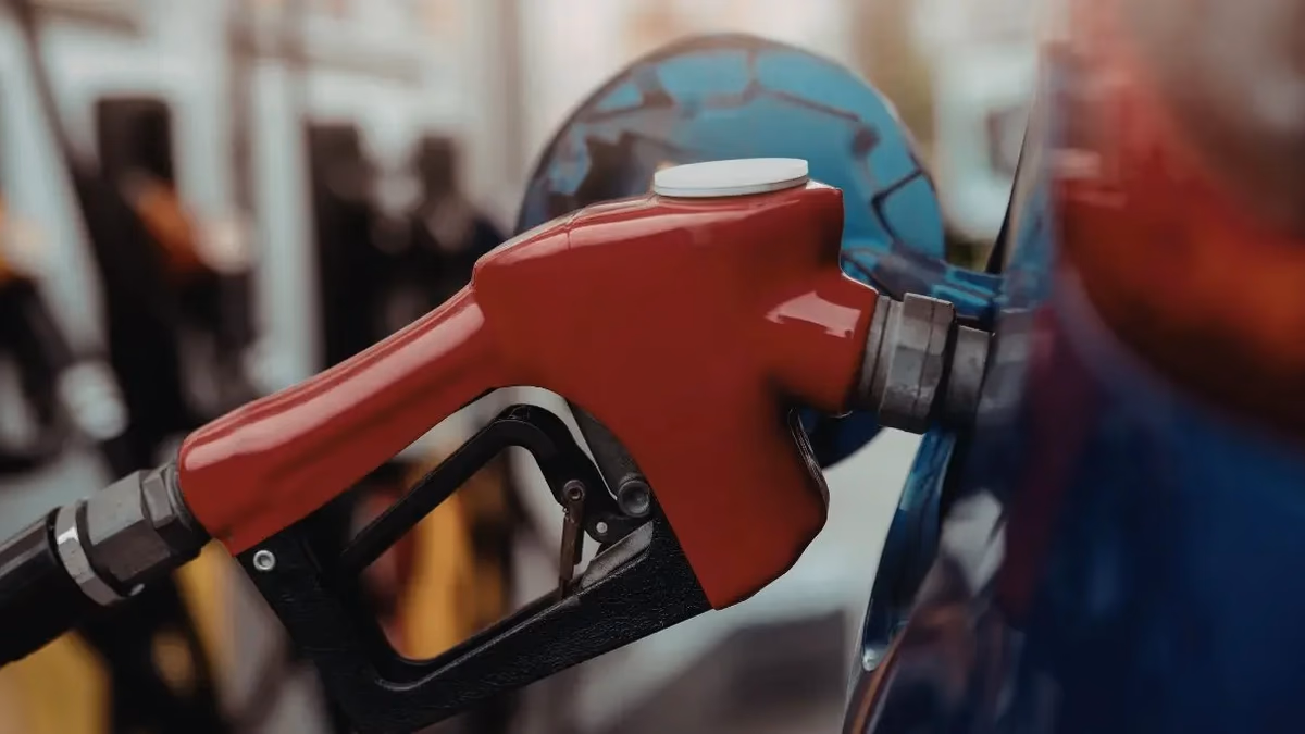 El IPC sube 1% en marzo: gasolina y tomates lideran los aumentos
