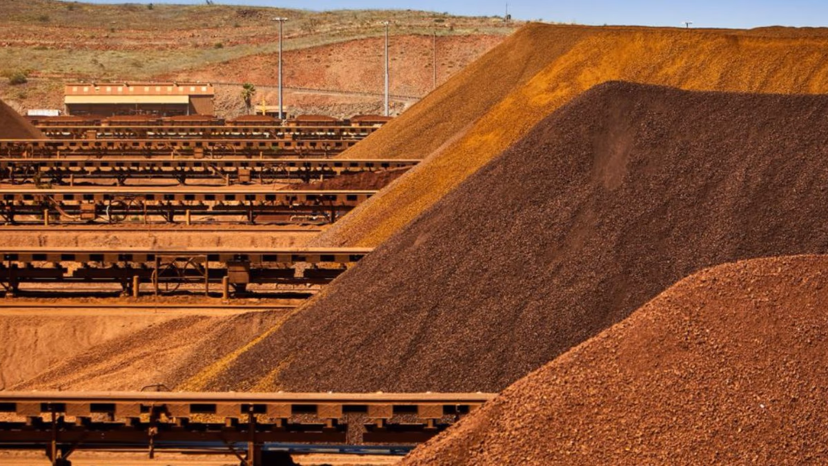 El Mineral de Hierro de Dalian Alcanza Nuevas Alturas: Estímulo y Perspectivas de Demanda Impulsan los Precios