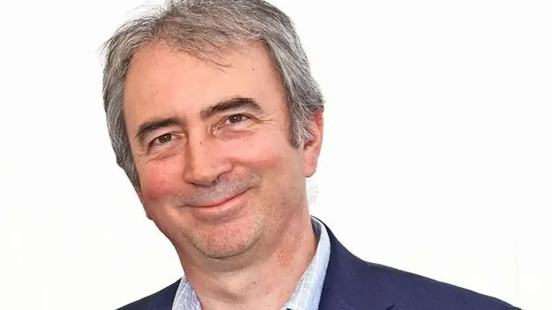 El “ministro que no fue”: el desajuste comunicacional que sacó a Santiago Montt de Minería y abrió un flanco político-regulatorio