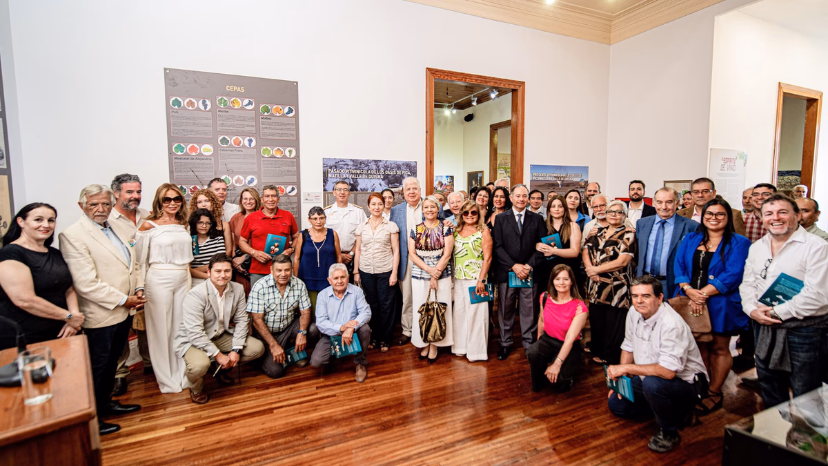 El mundo vitivinícola como expresión cultural llega a Sala de Arte Collahuasi de la mano de Museo del Vino de Santa Cruz