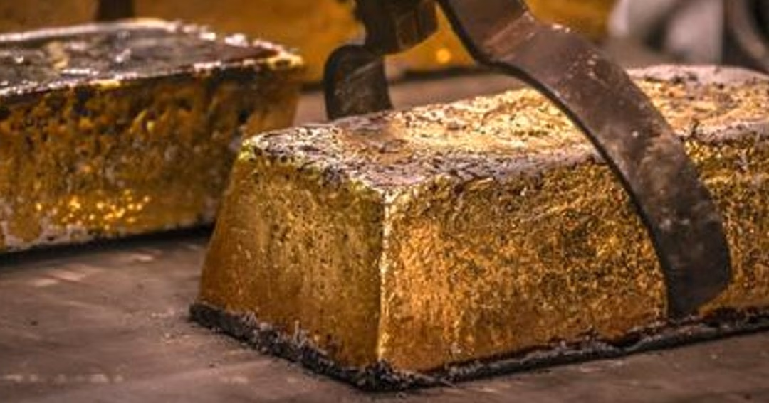 El oro toca máximo de más de una semana impulsado por temores sobre inflación