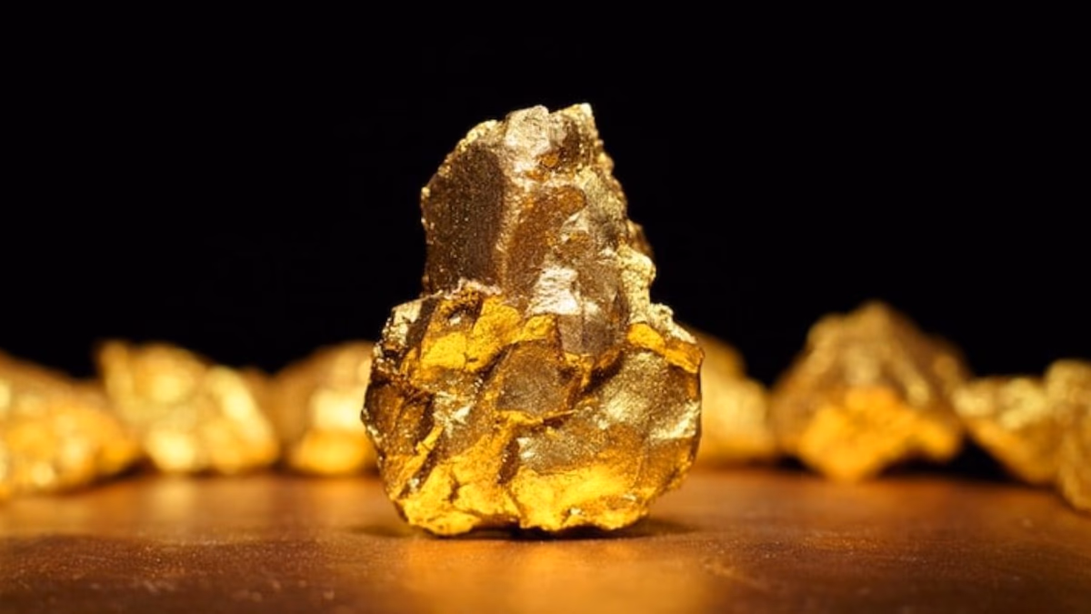 El precio del oro alcanza récord histórico impulsado por inversión occidental