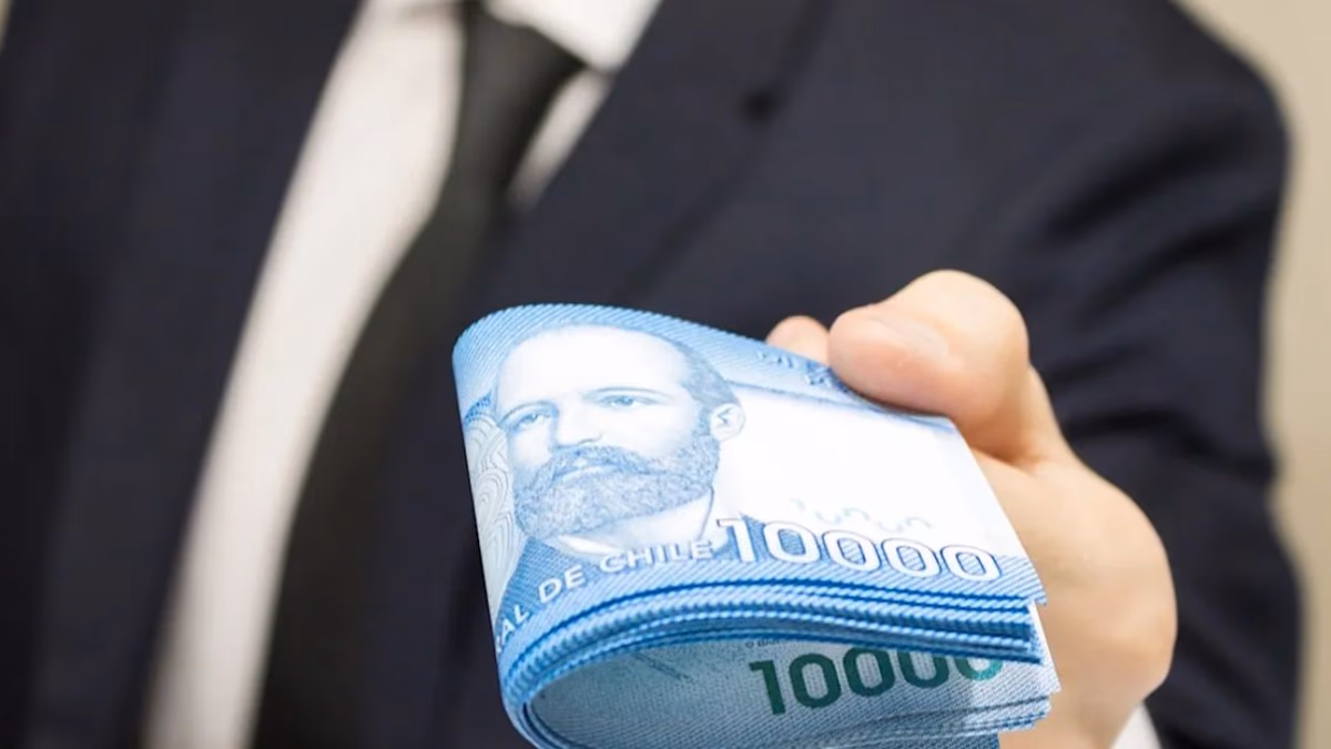 El sueldo mínimo en Chile aumentará a $500.000 a partir de julio