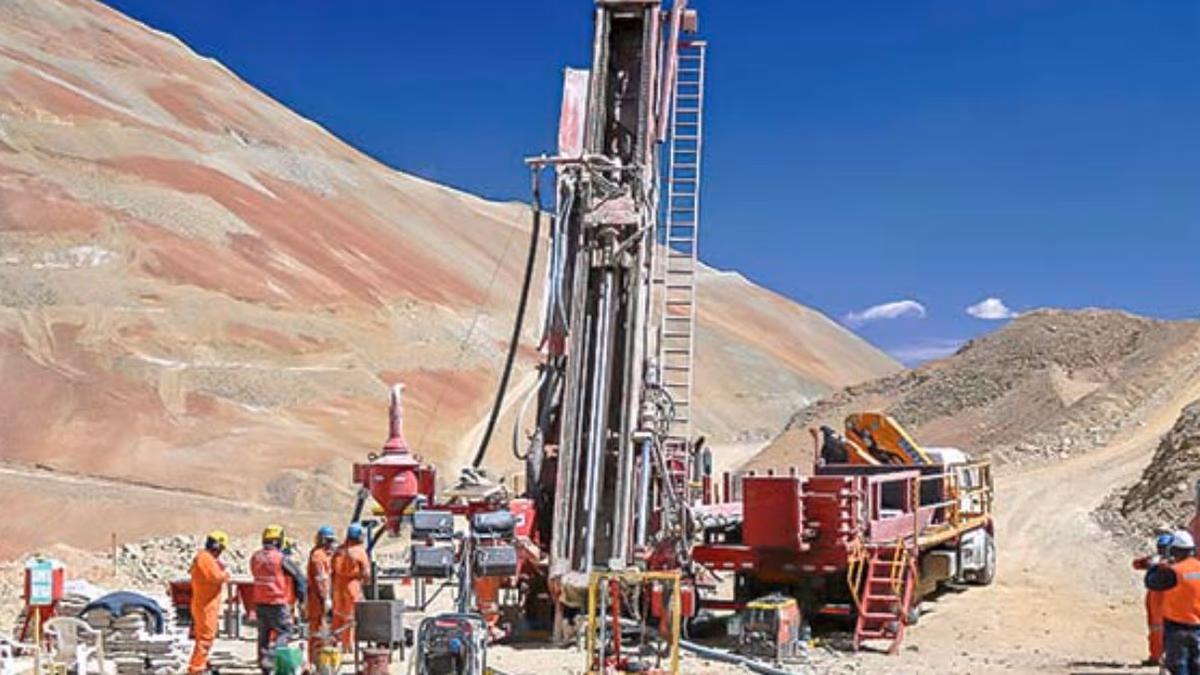Empresa canadiense obtiene US$ 150 millones para la construcción de una mina de oro en Atacama