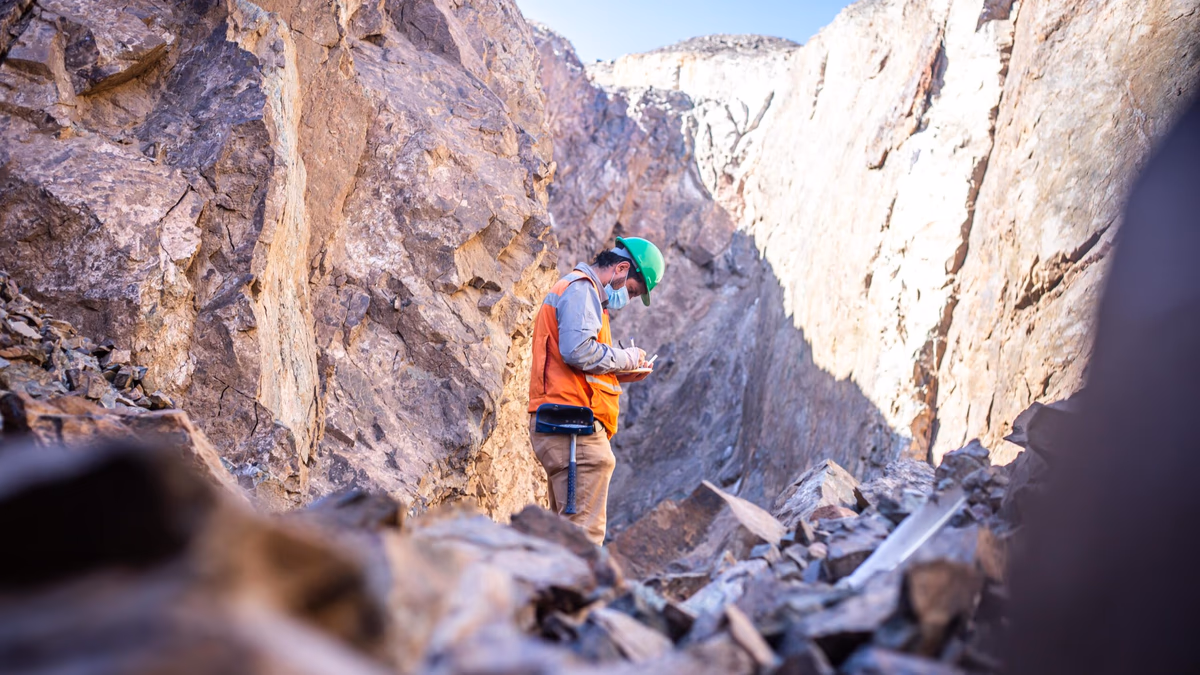 Empresa Gold Fields busca trabajadores: Te contamos de las vacantes en agosto