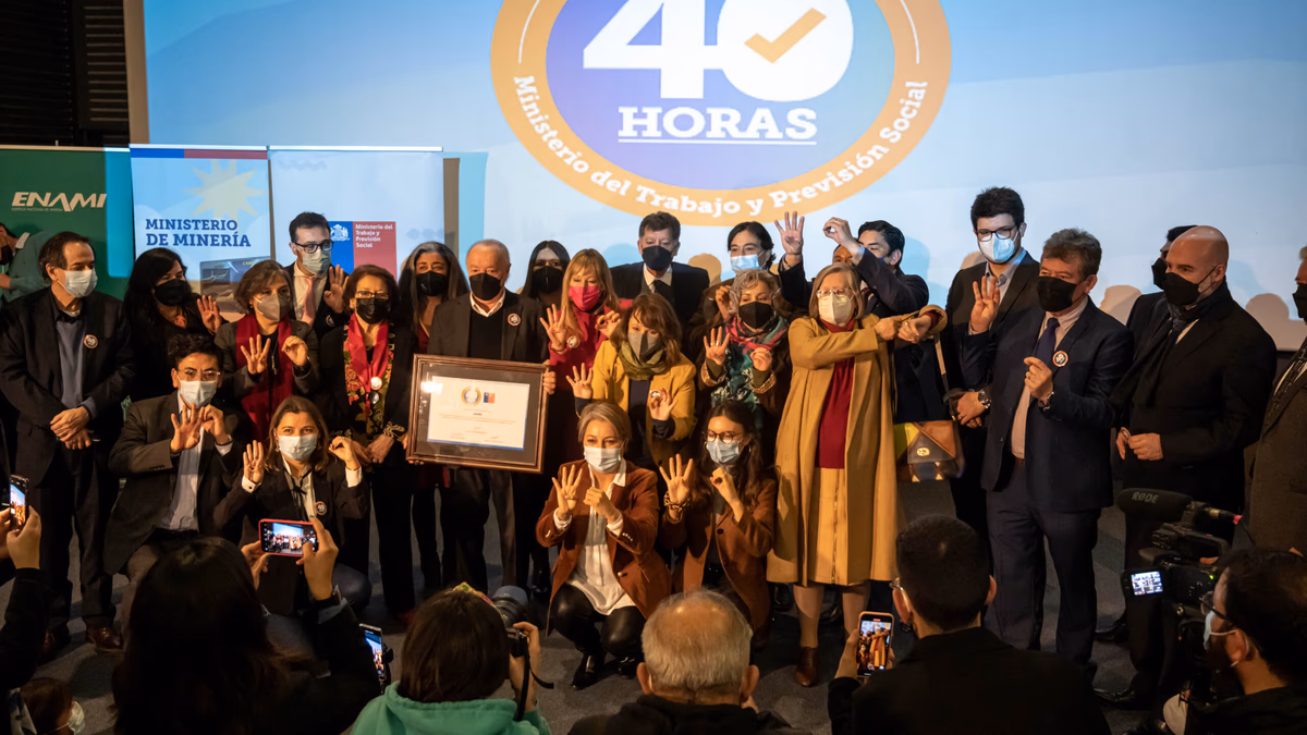 ENAMI se convierte en la primera empresa estatal y minera en recibir el Sello 40 Horas