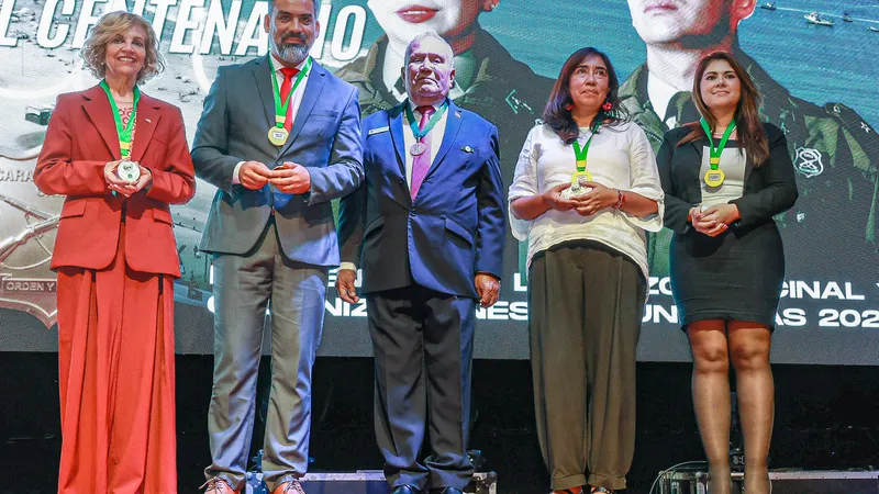 Encuentro internacional en Iquique fortalece el liderazgo vecinal con autoridades y Carabineros