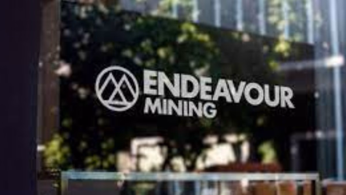 Endeavour Mining Plc Despoja a su Ex CEO Sébastien de Montessus de $29.1 Millones Tras su Despido por Conducta Grave