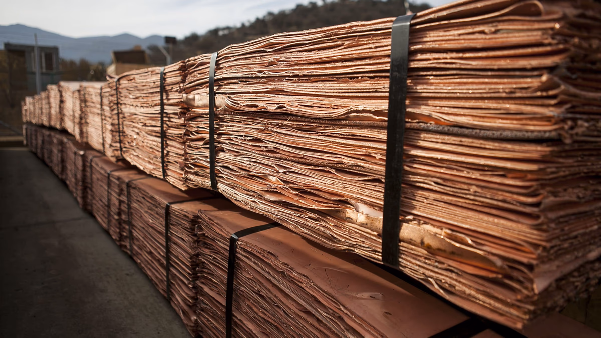 Escasez de cobre podría obligar a mercado a recurrir a reciclaje