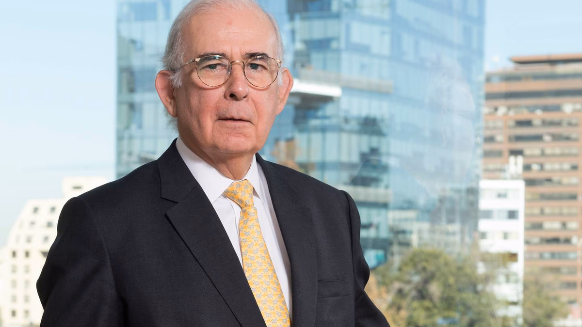 Ex CEO de Codelco sobre borrador de Constitución: No ayuda a responder interrogantes
