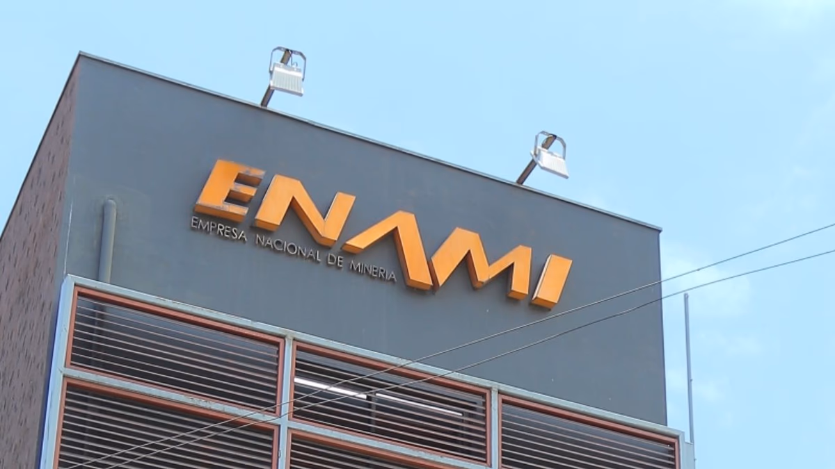 Expertos debaten sobre la reforma del gobierno corporativo de Enami para fortalecer la minería en Chile