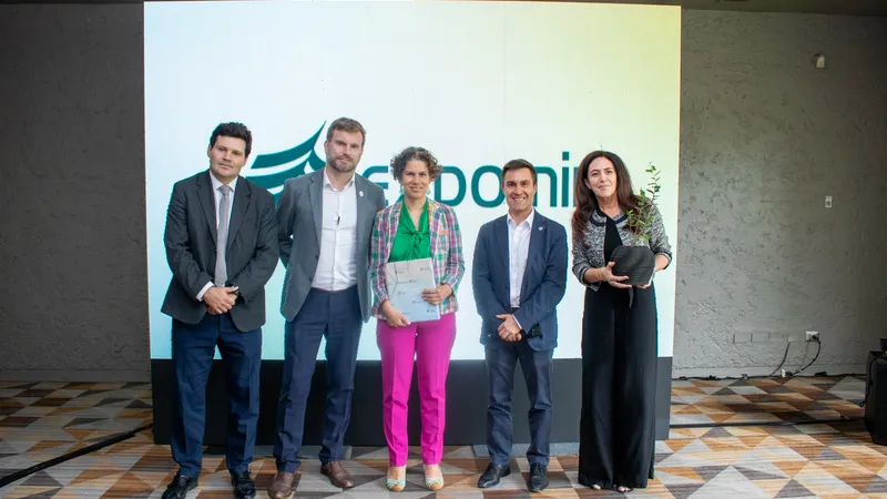 Expomin 2025 celebró hito de carbono neutralidad junto a Colbún, Anglo American y la ministra del Medio Ambiente