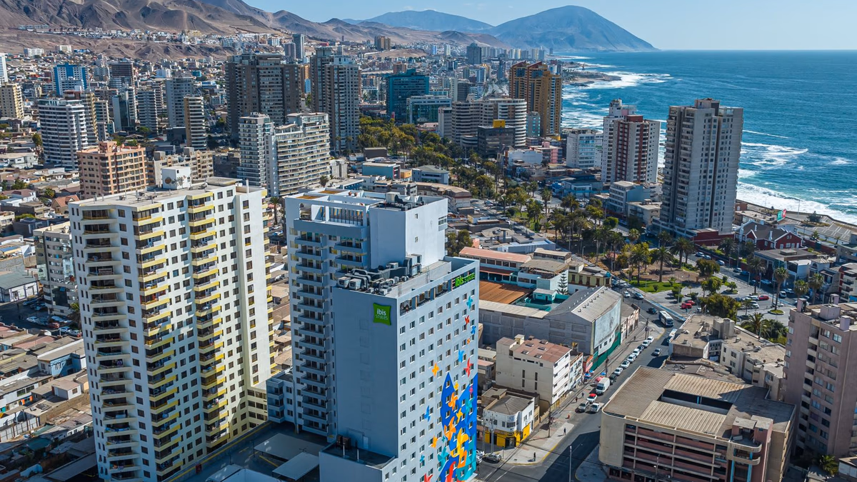 EXPONOR busca aumentar capacidad hotelera y suma departamentos y casas a su oferta