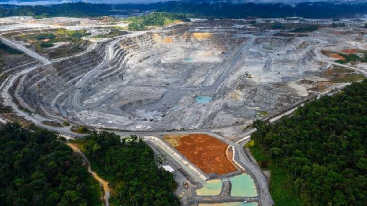 Exportación de cobre almacenado en Panamá tras cierre de mina.