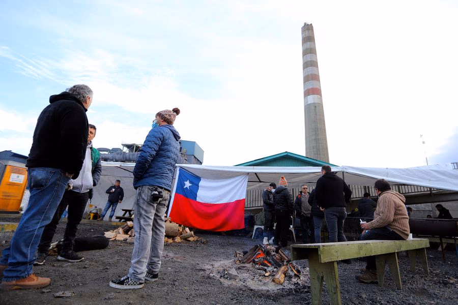 Fin al paro en Codelco: FTC y estatal llegan a acuerdo tras movilizaciones en rechazo al cierre de Ventanas