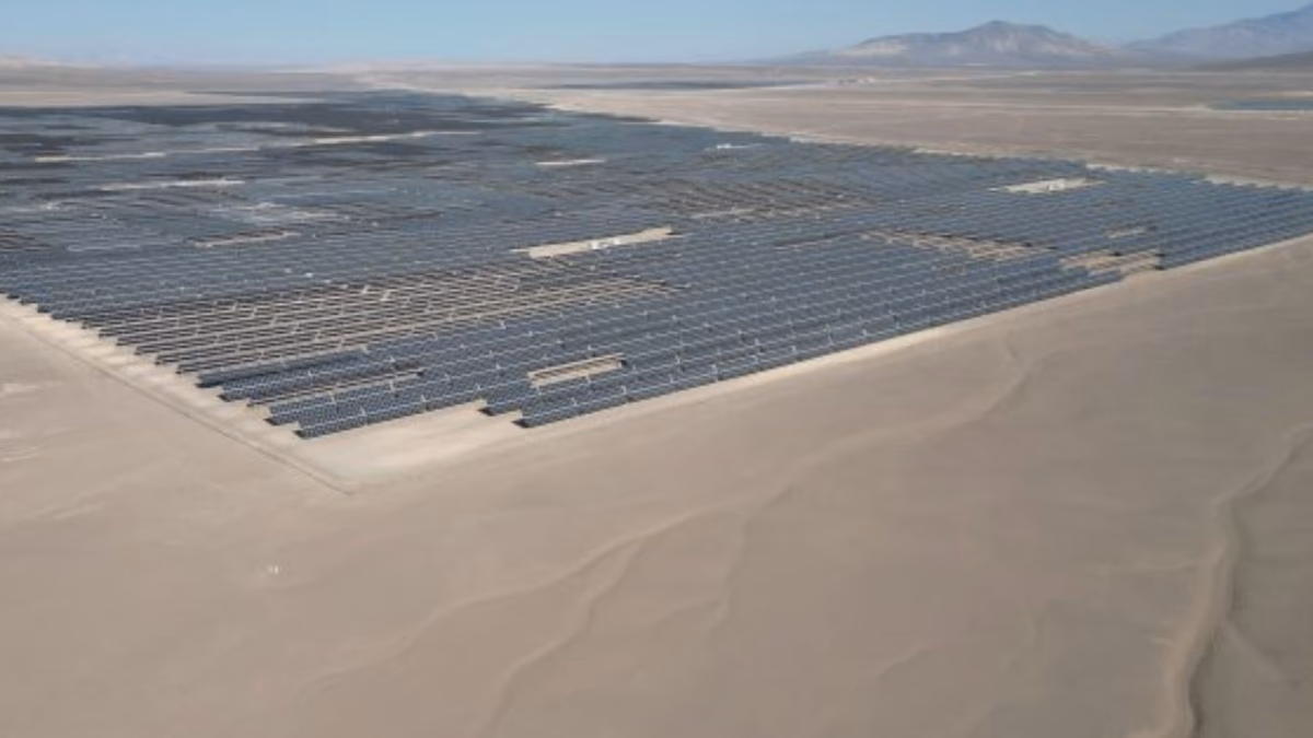 FNE aprueba venta de activos fotovoltaicos de Enel Chile a Sonnedix que involucra US$ 550 millones