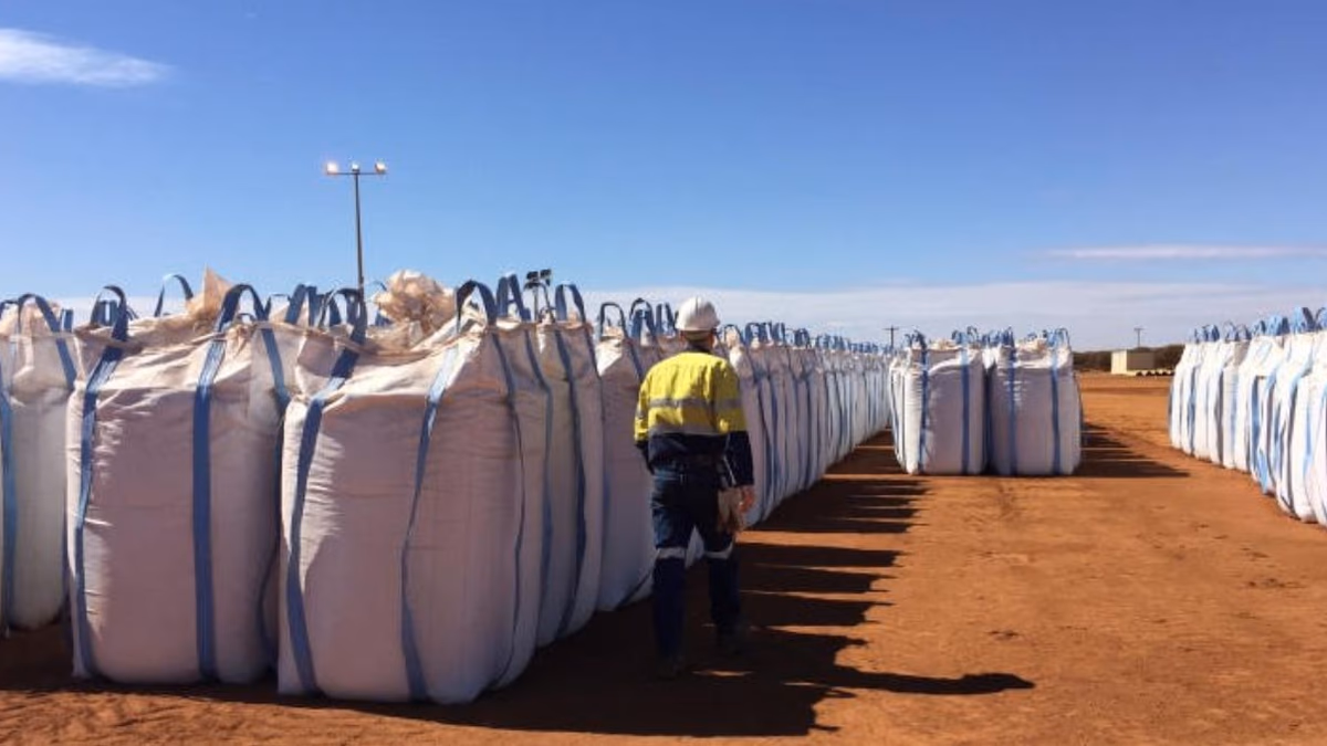 Fondo Vinculado a China Busca Destituir al Presidente de Minera de Tierras Raras en Australia
